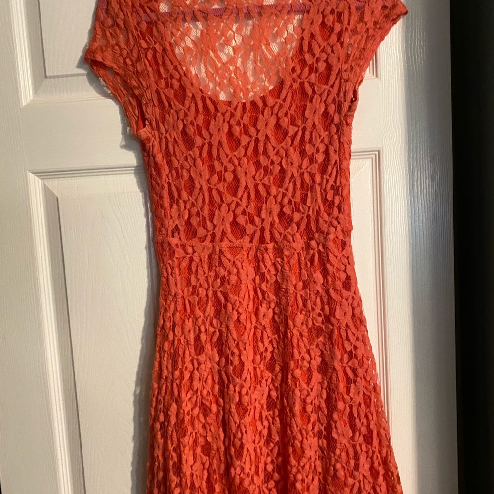 Dress - Picture 3 of 4